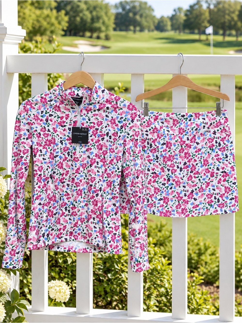 Cynthia Rowley Active Spring Floral 2-Piece Golf Set, Size XS, New With Tags.